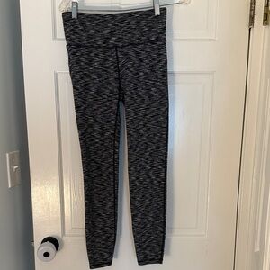 GAP Black and White Patterned Leggings